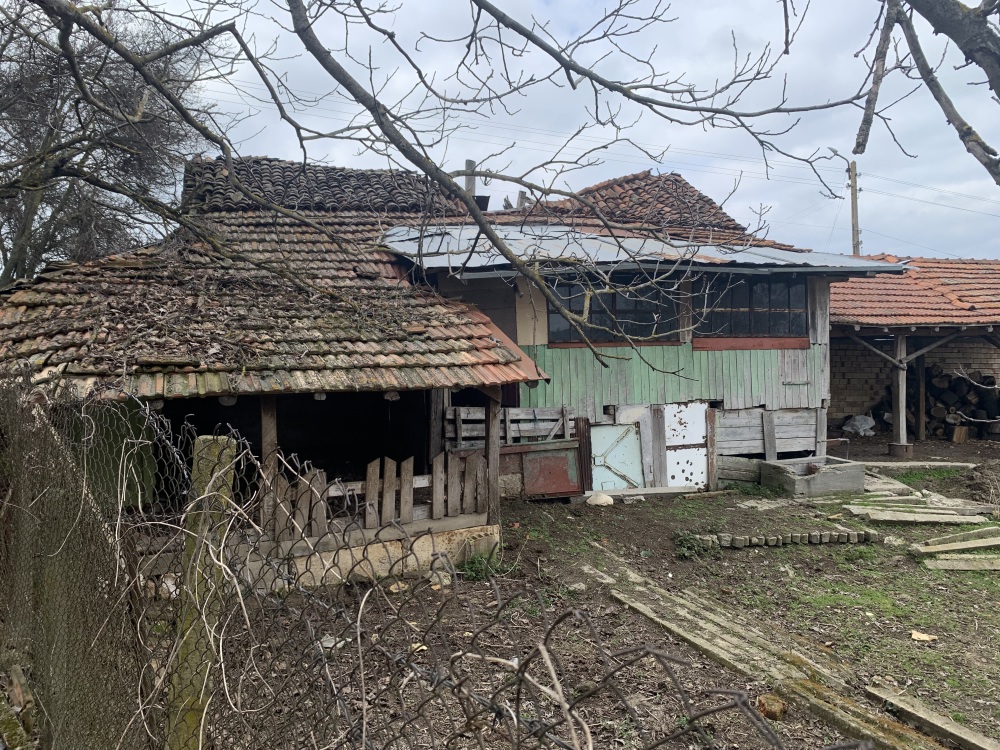 Парцел с къща - с. Каменово, Разград – photo 3