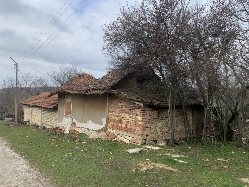 Парцел с къща - с. Каменово, Разград – photo 2