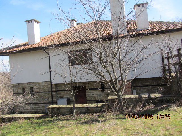 Парцел с къща - с. Медвен, Сливен – photo 35