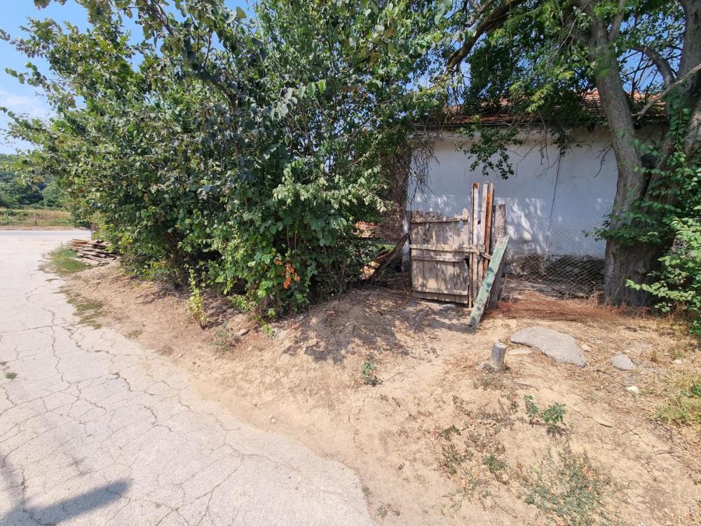 Парцел с къща - с. Дюлино, Варна – photo 3