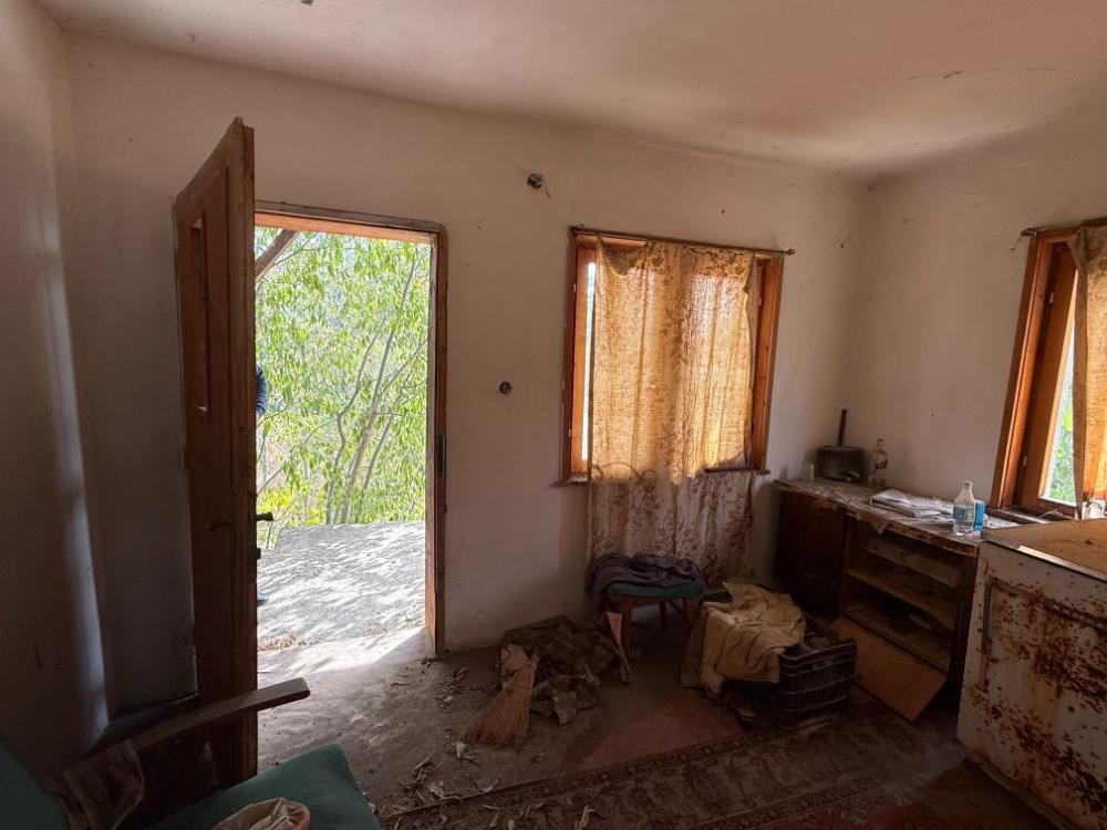 Парцел с къща - гр. Бургас, Бургас – photo 3