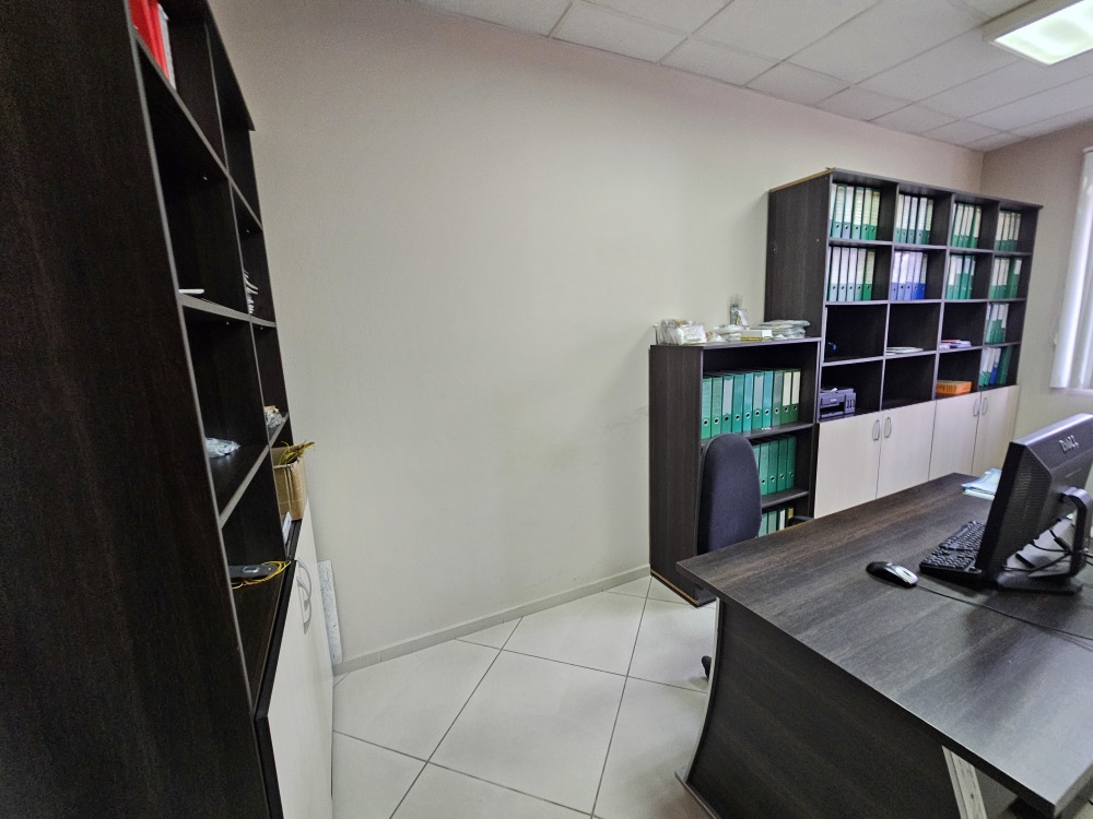 Производствен имот - с. Тополи, Варна – photo 11