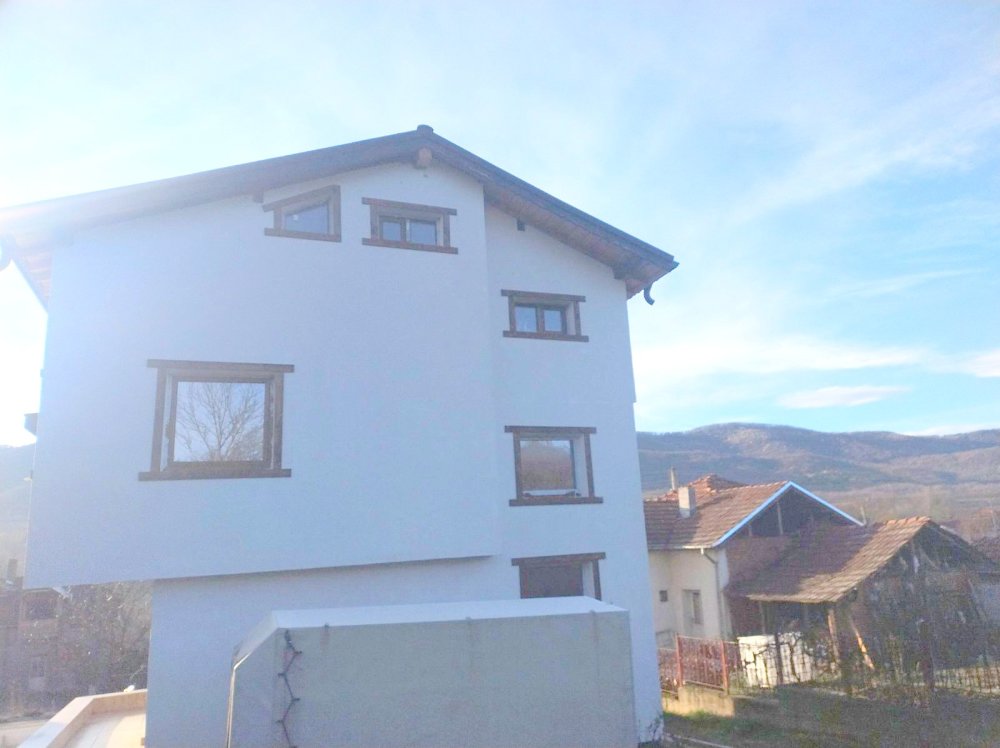 Къща с парцел - с. Голец, Ловеч – photo 8