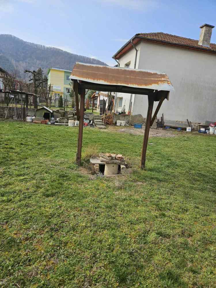 Парцел с къща - с. Врачеш, София окръг – photo 6