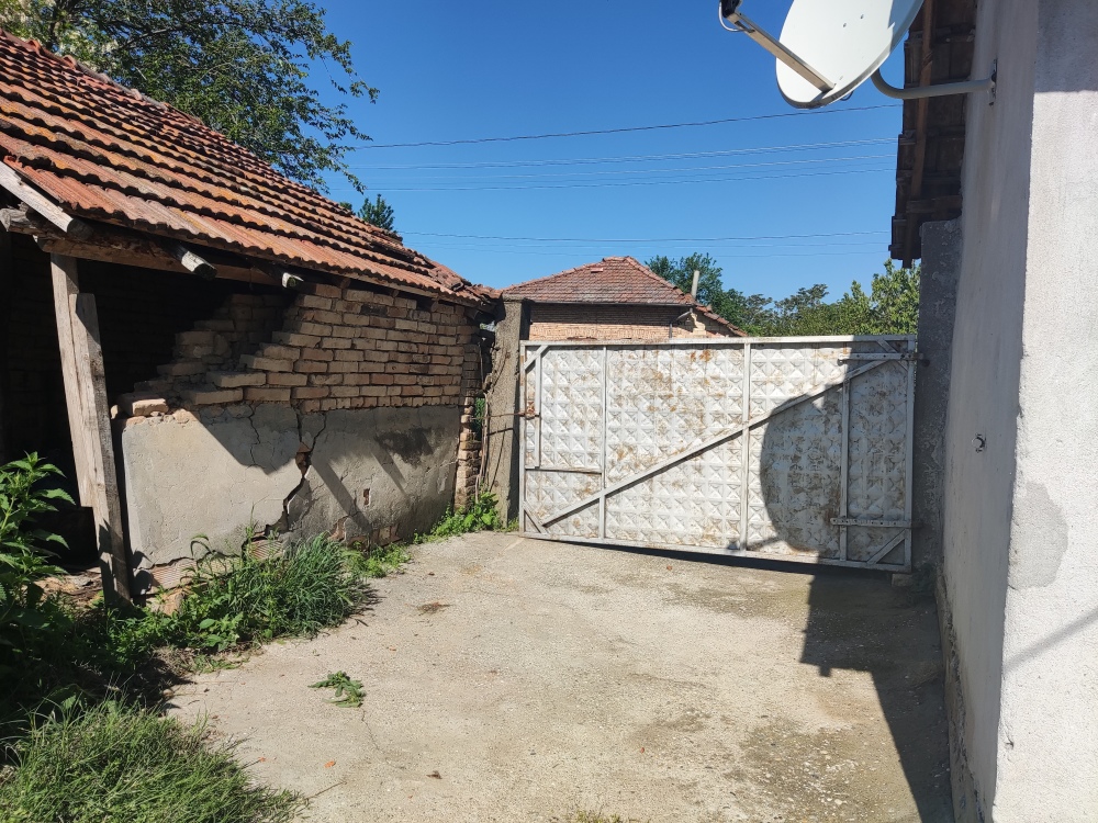 Парцел с къща - с. Павел, Велико Търново – photo 5