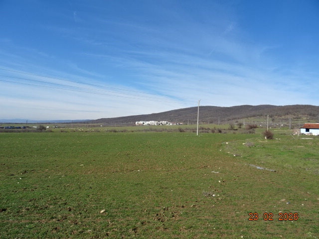 Земеделски имот - с. Кошарица, Бургас – ЧСИ